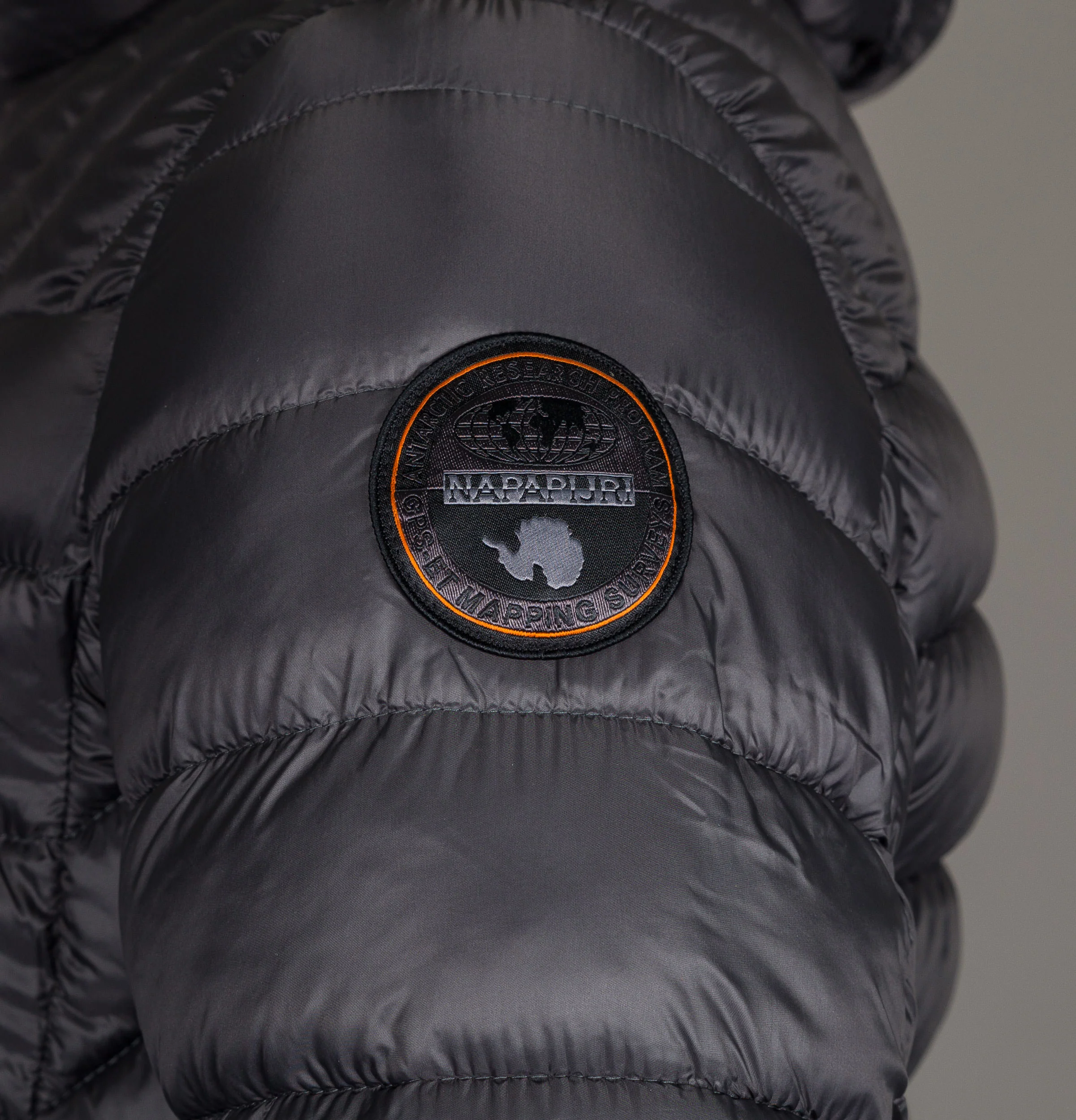 Napapijri Aerons Hooded Padded Jacket Dark Grey - Image 5