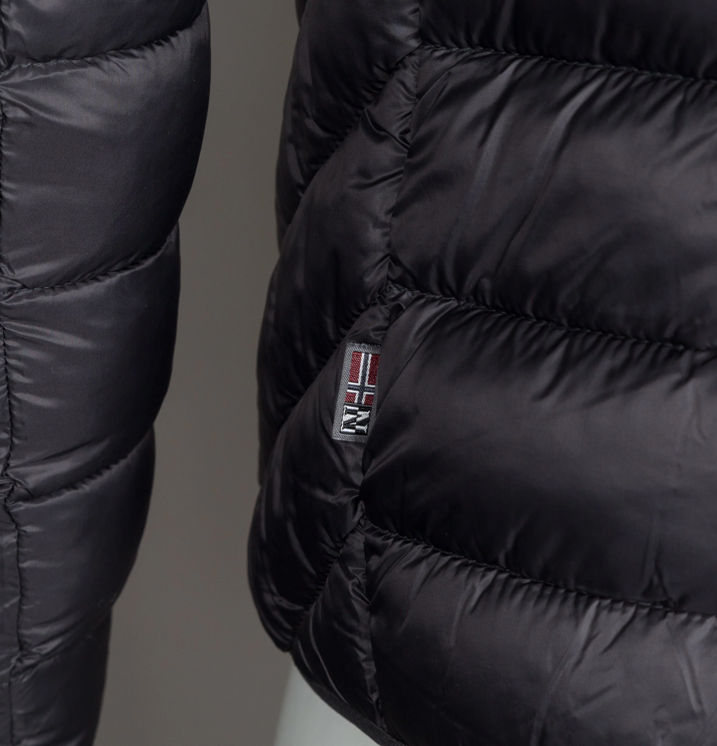 Napapijri Aerons Hooded Padded Jacket Dark Grey - Image 6