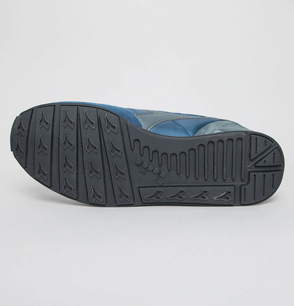 Diadora Camaro Trainers Dark Denim/Dark Shadow - Image 6