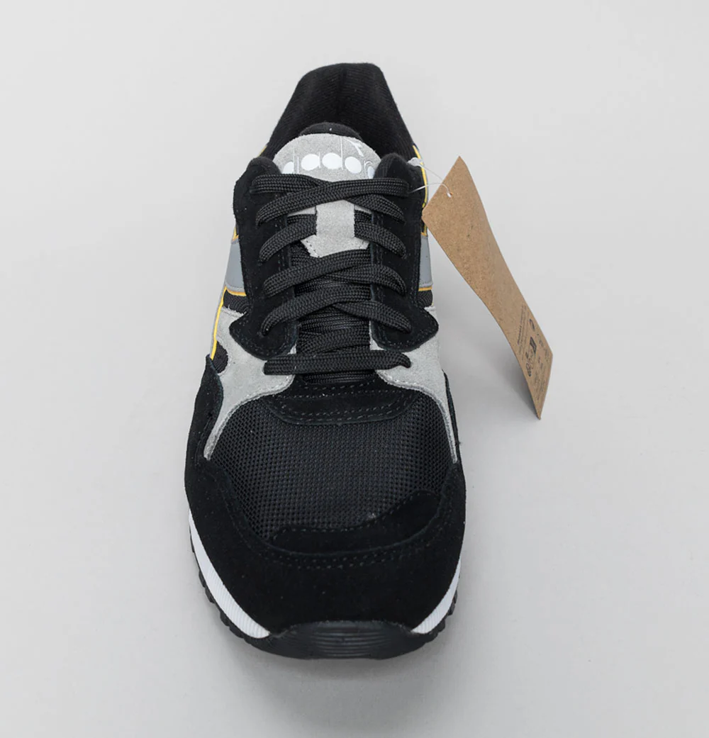 Diadora N902 Trainers Black/Black - Image 3