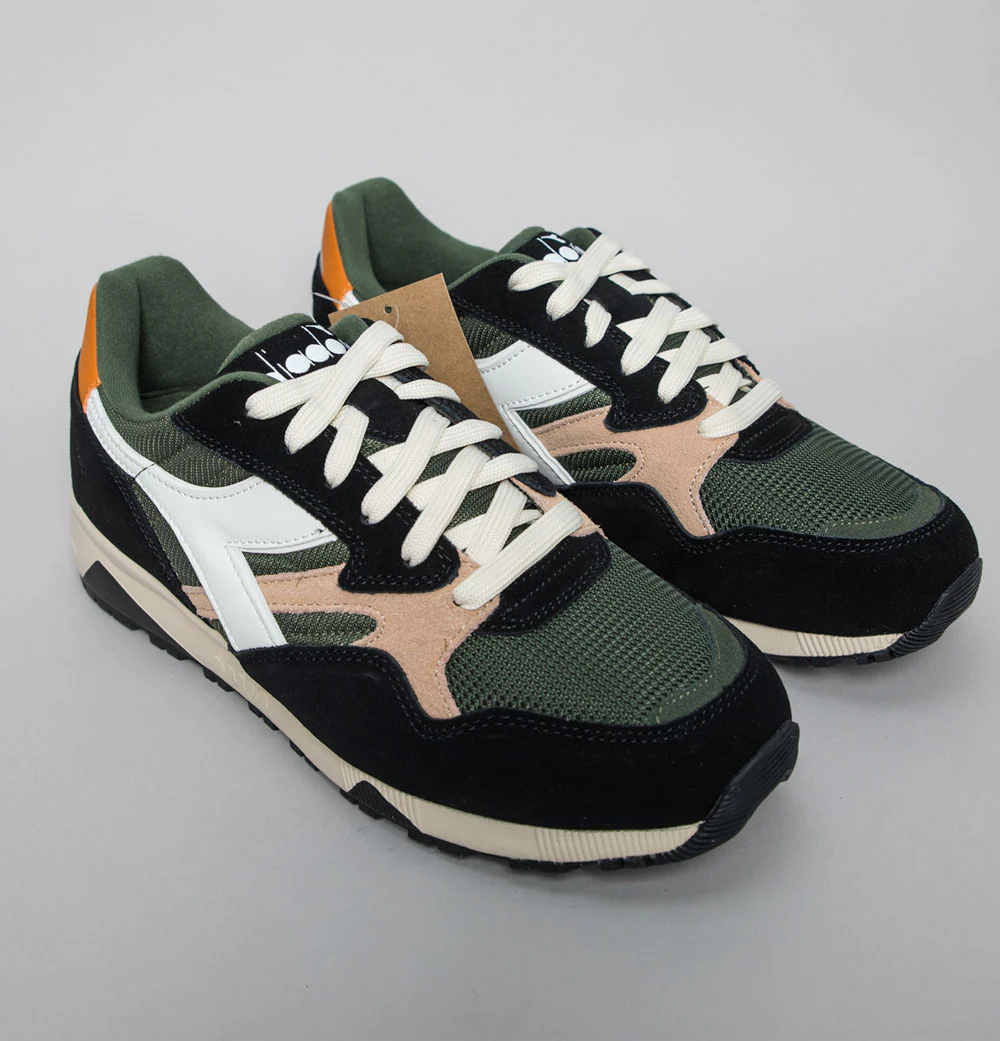 Diadora N902 Trainers Kombu Green/Black - Image 2