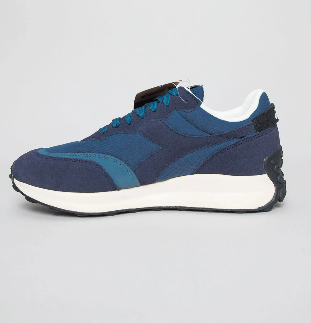 Diadora Race Suede Trainers Dark Blue/Faded Denim - Image 4