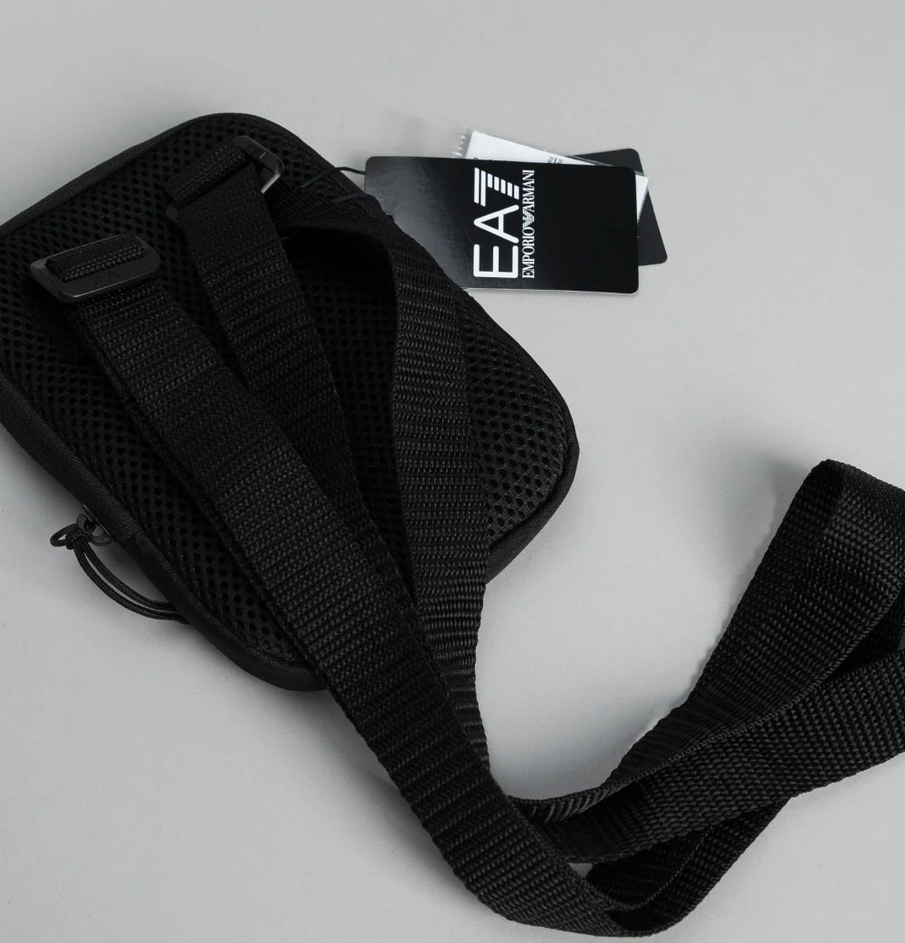 EA7 Mini Train Core Pouch Bag Black - Image 2