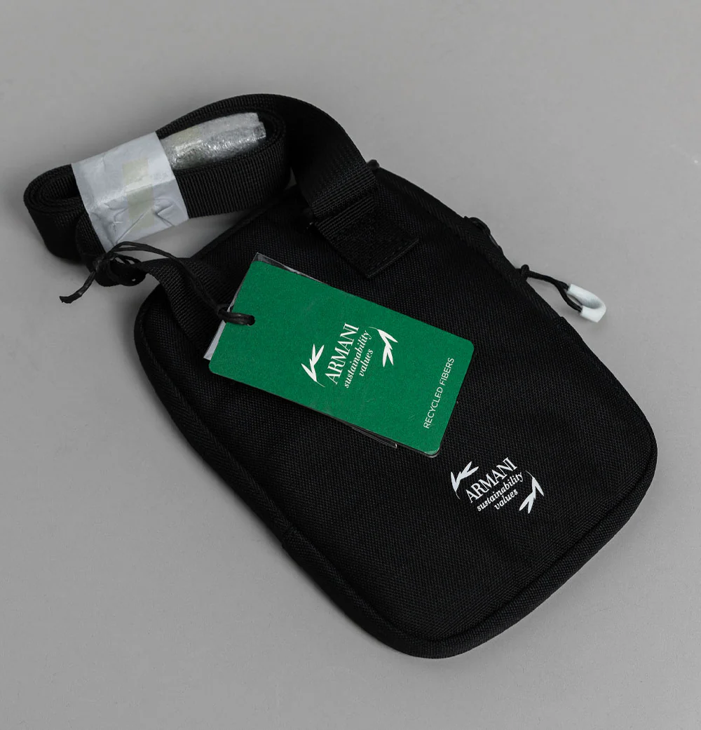EA7 Mini Train Core Pouch Shoulder Bag Black/White - Image 3