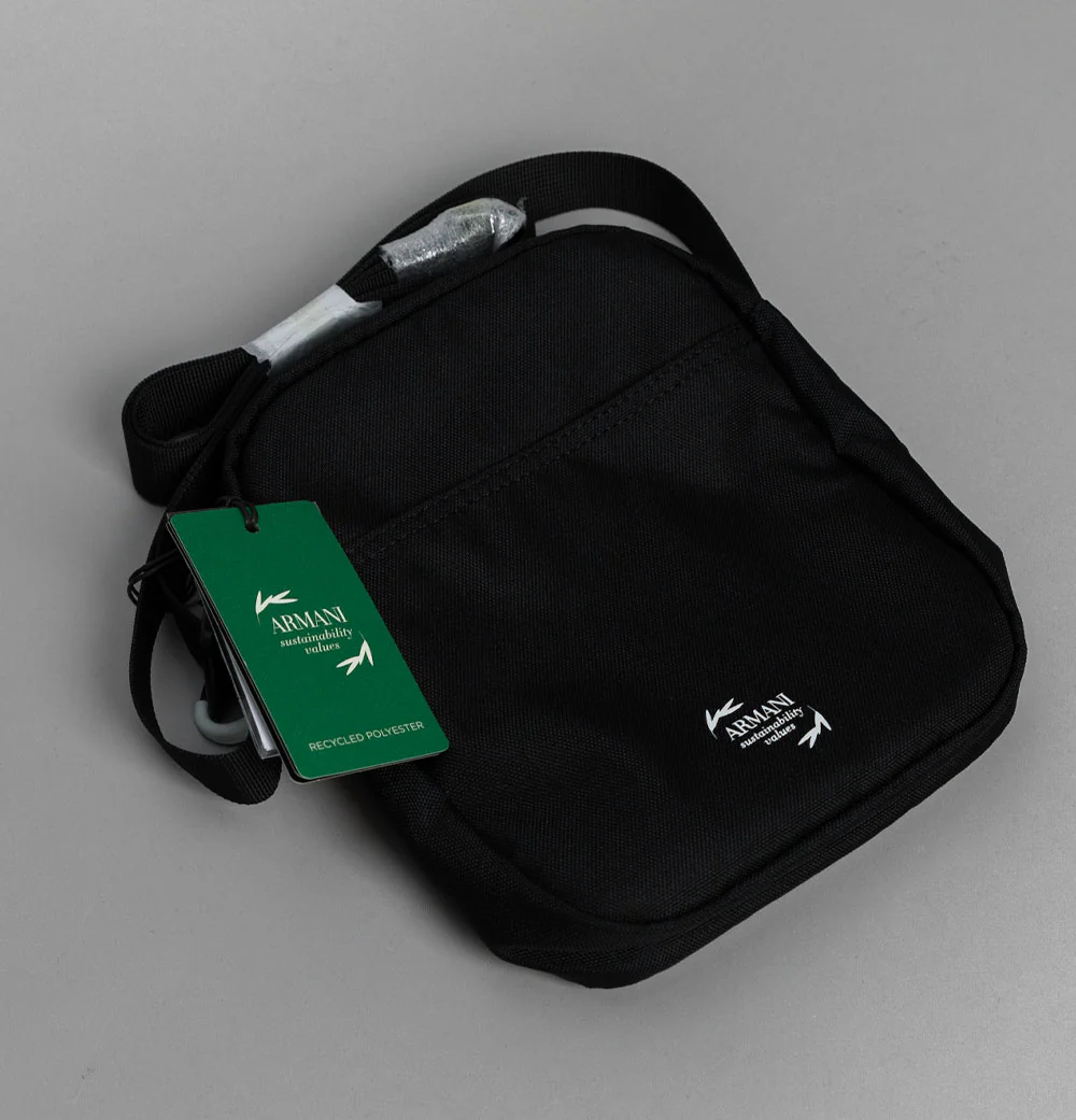 EA7 Train Core Small Shoulder Bag Black/White - Image 3
