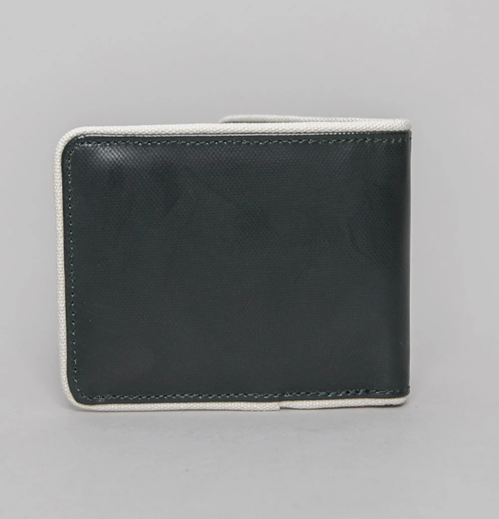 Fred Perry Coated Billfold Wallet Night Green/Ecru - Image 2