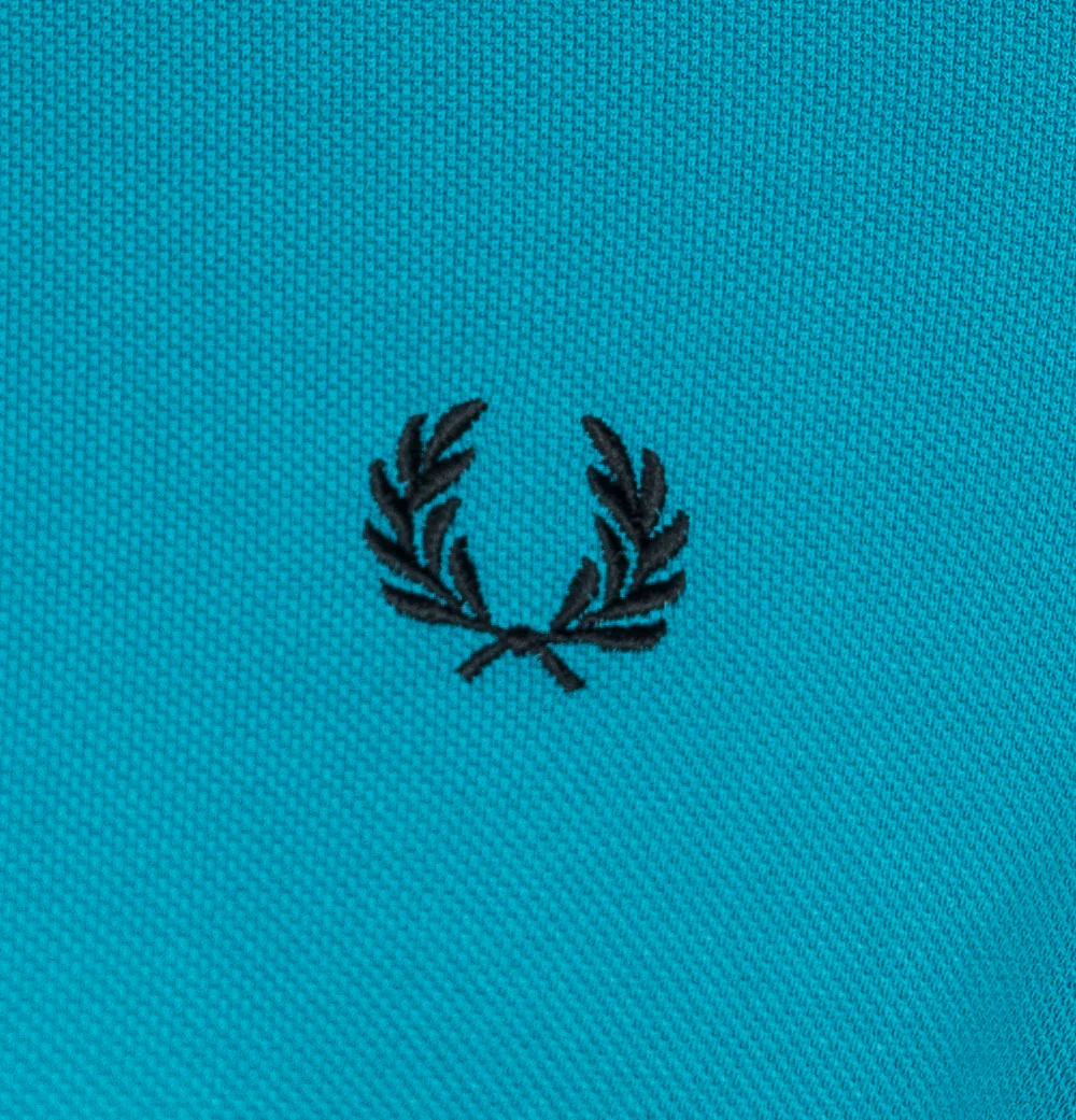 Fred Perry M3600 Polo Shirt Cyber Blue/Ice Cream/Black - Image 4
