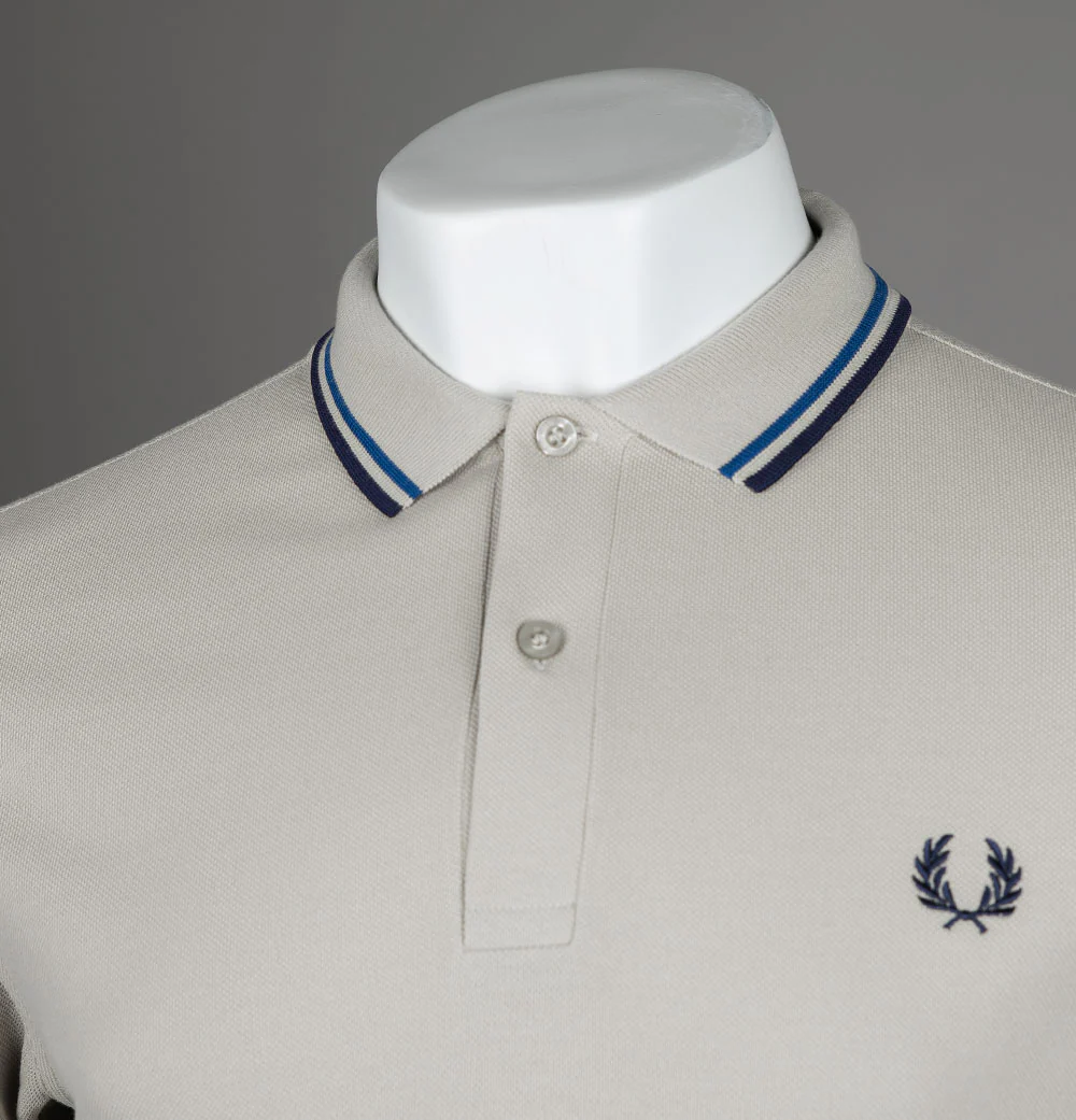 Fred Perry M3600 Polo Shirt Light Oyster/Mid Blue/French Navy - Image 3