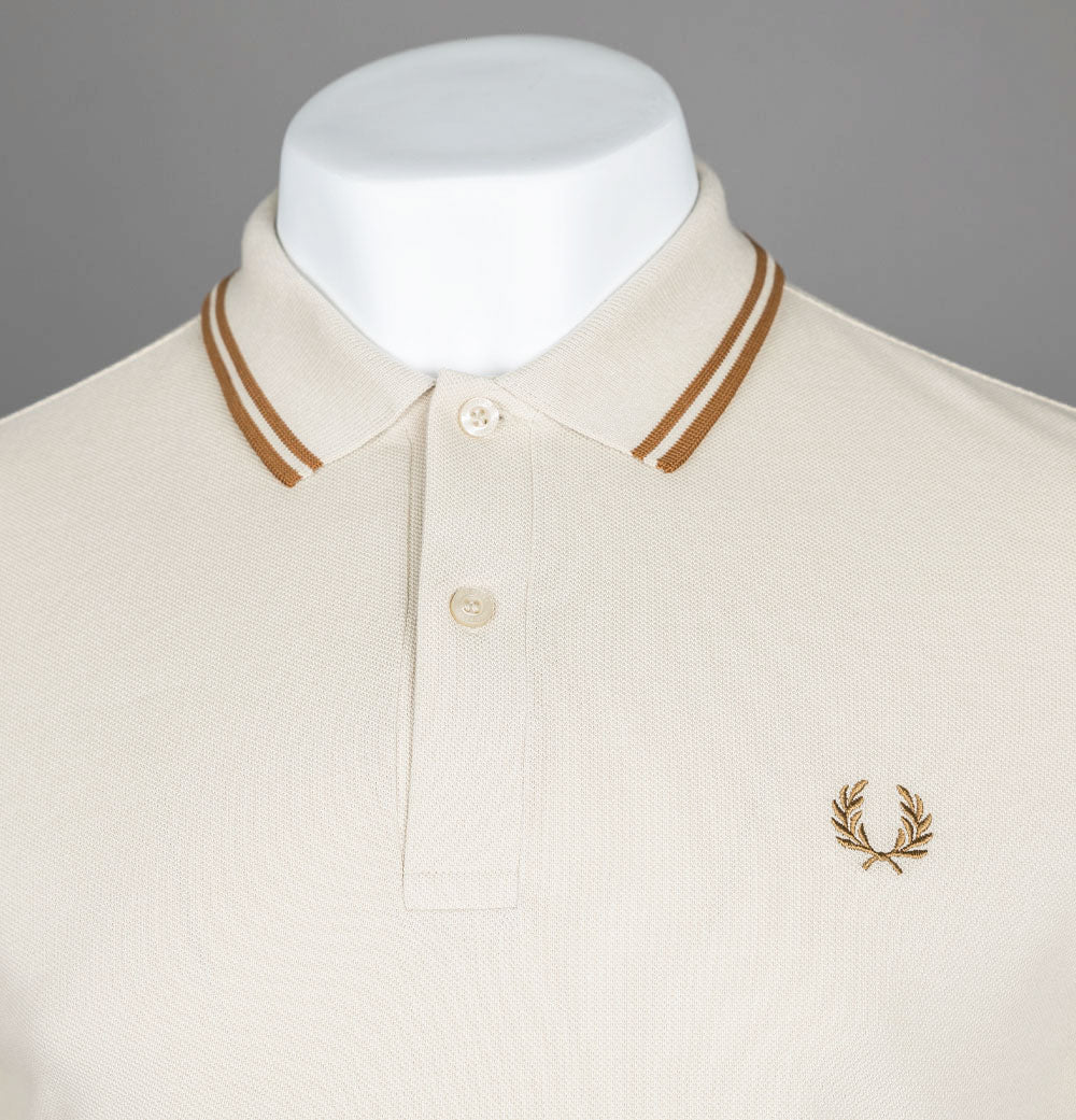 Fred Perry M3600 Polo Shirt Oatmeal/Dark Caramel - Image 3