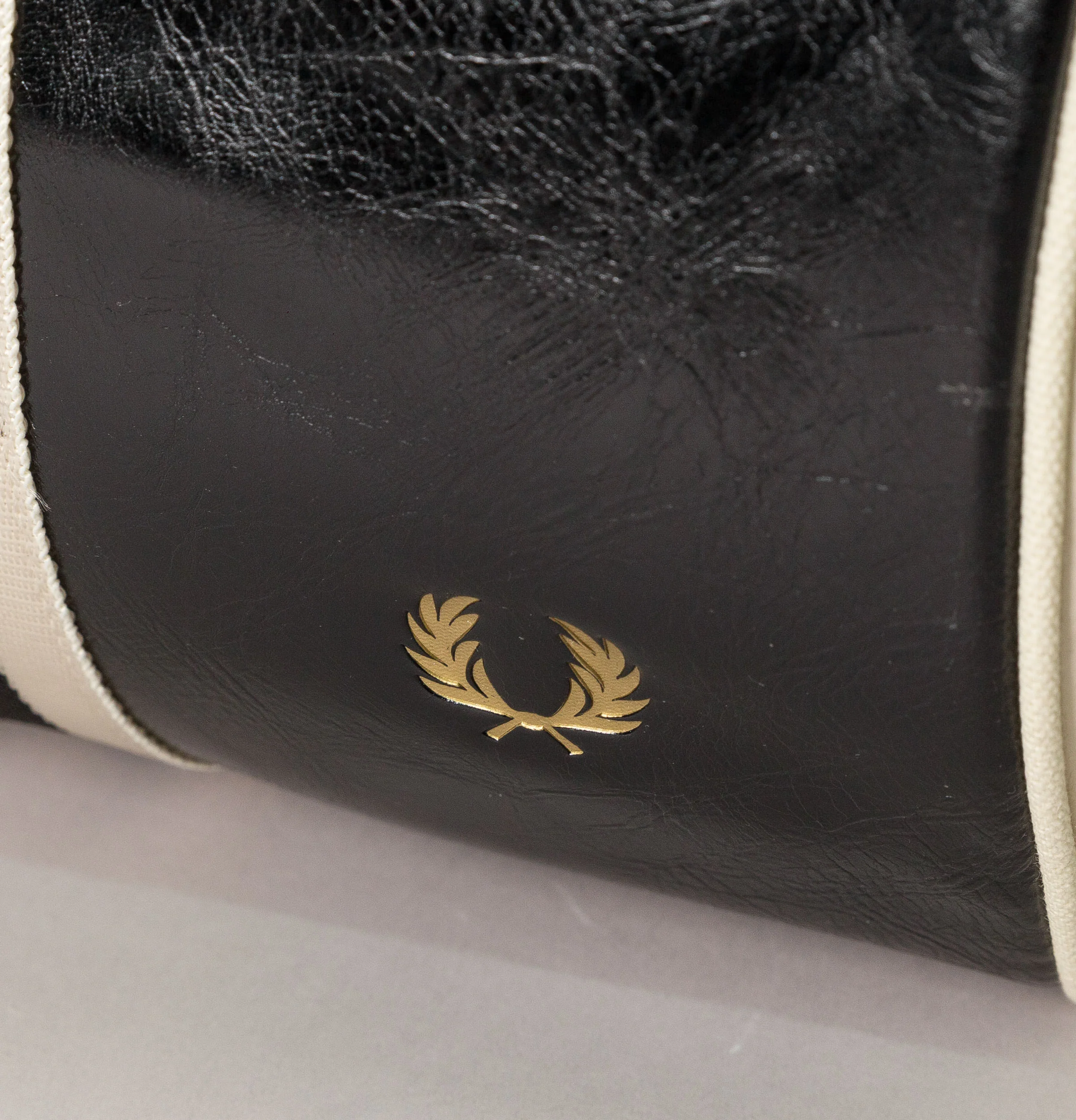 Fred Perry New Classic Barrel Bag Black/Ecru - Image 3