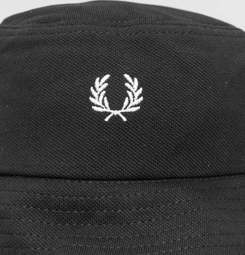 Fred Perry Pique Bucket Hat Black - Image 2