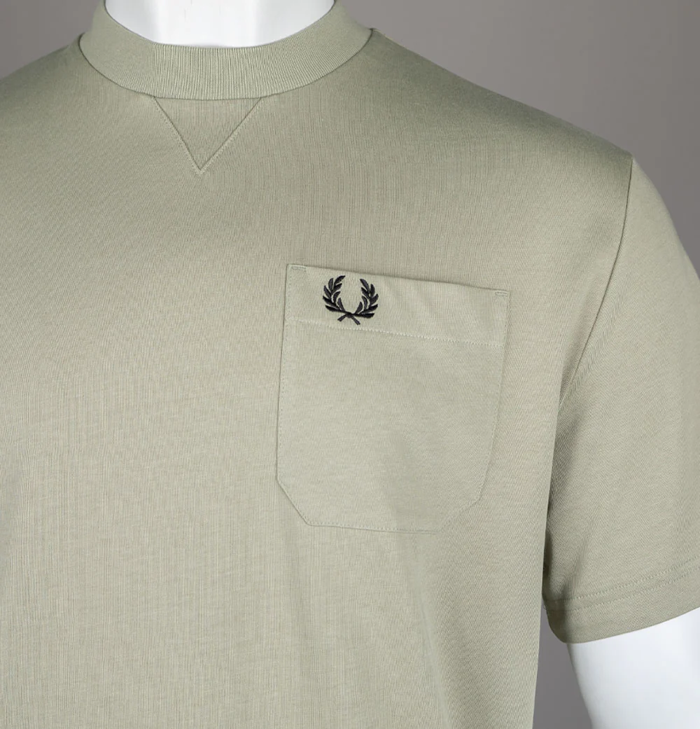 Fred Perry Pocket Detail T-Shirt Seagrass - Image 3