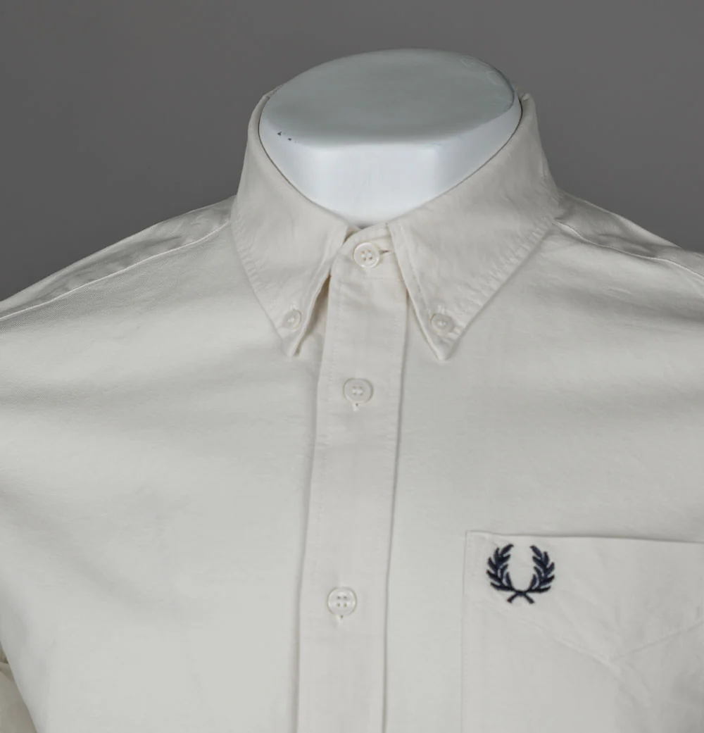Fred Perry Short Sleeve Oxford Shirt Ecru - Image 3