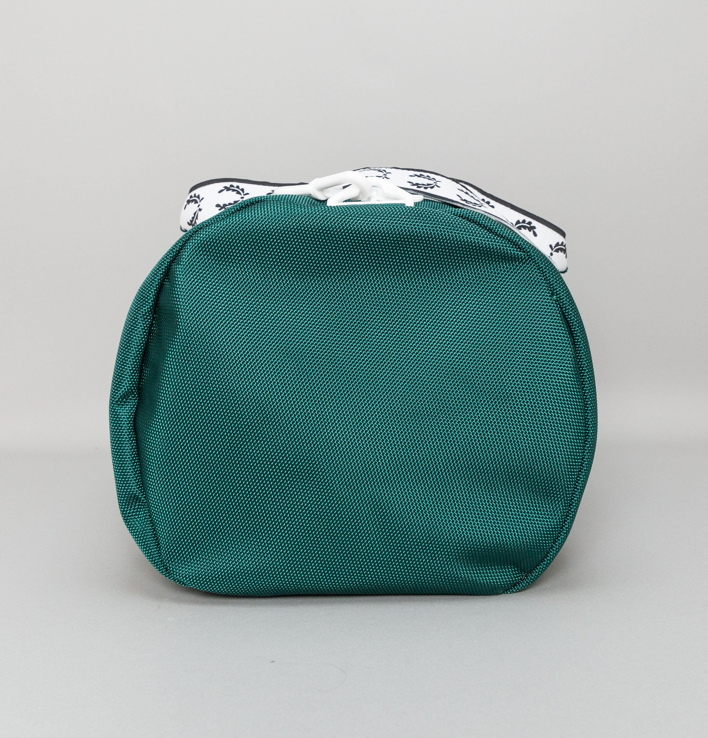 Fred Perry Track Barrel Bag Ivy - Image 5