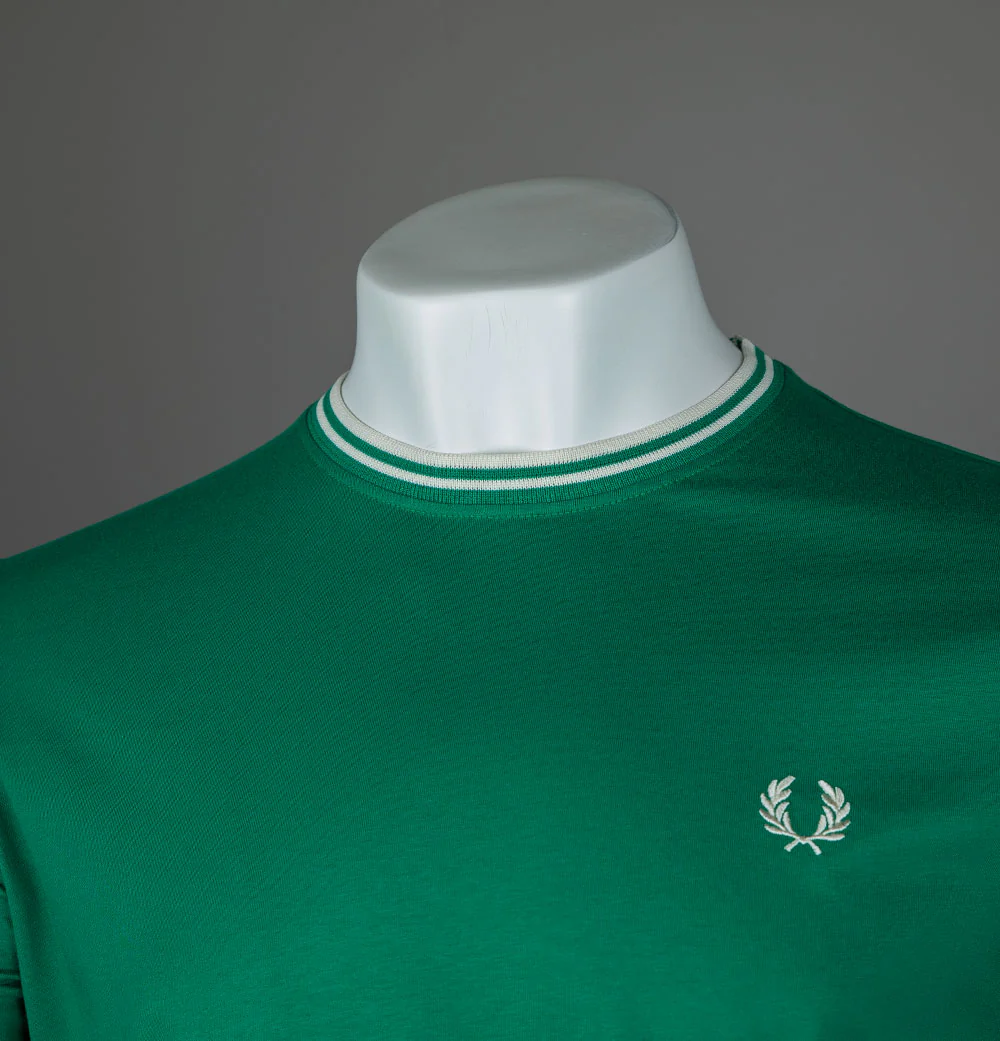 Fred Perry Twin Tipped T-Shirt Label Green/Ecru - Image 3