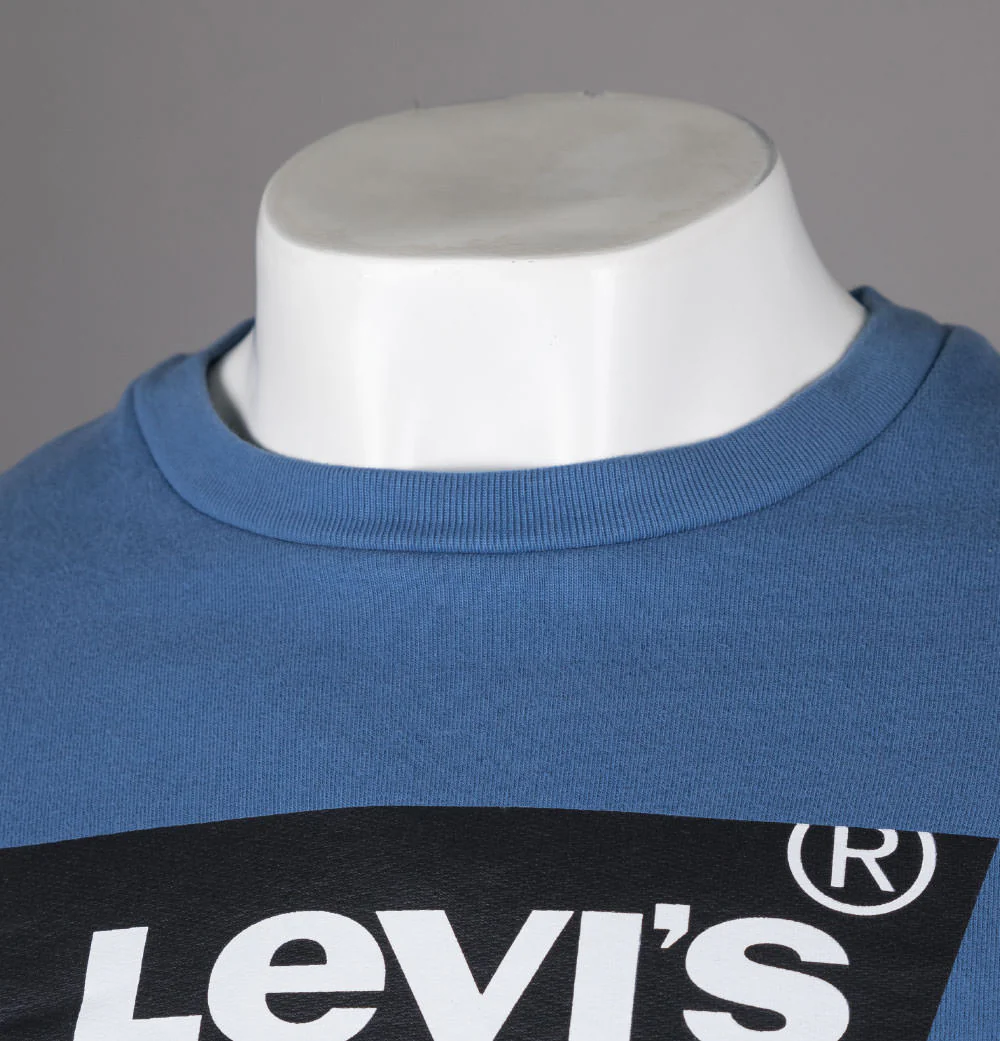 Levi's® Standard Graphic Sweatshirt Sunset Blue - Image 4