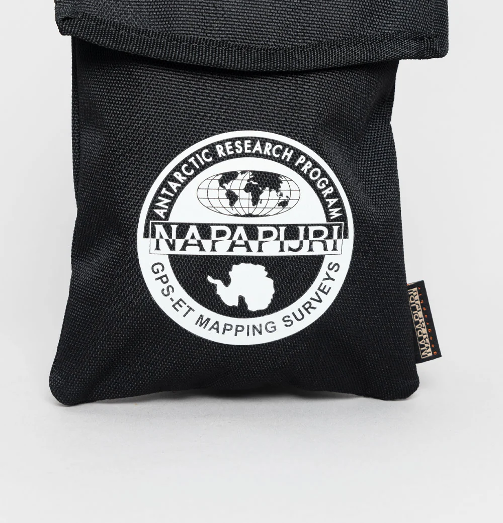 Napapijri Hornby Crossover Bag Black - Image 2