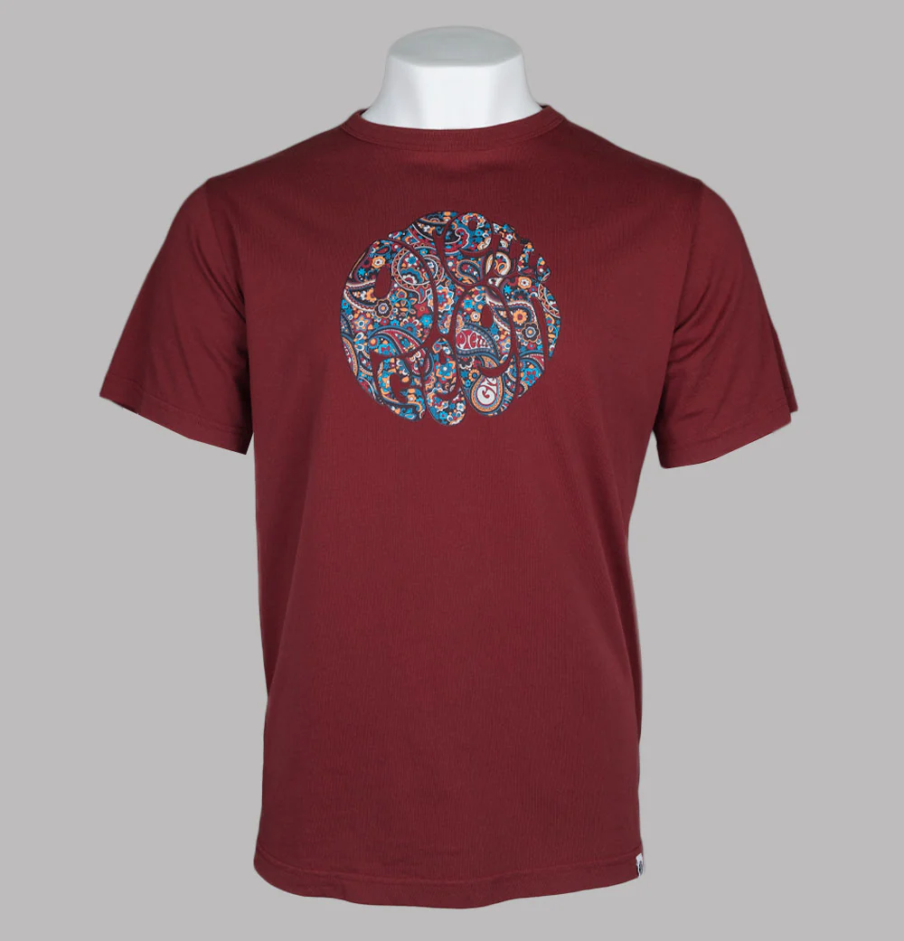 Pretty Green Wonderwall Paisley Print Logo T-Shirt Red